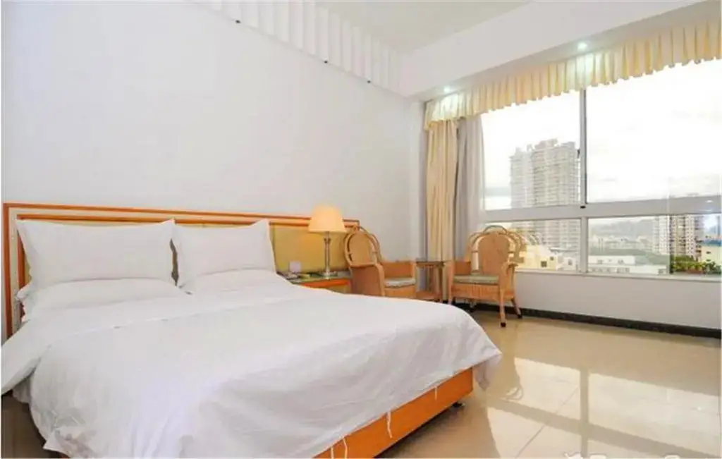 Sanya Fusi Business Hotel — фото 1
