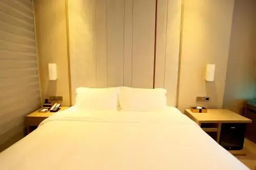 Гуанчжоу: Lavande Hotel Guangzhou Changlong