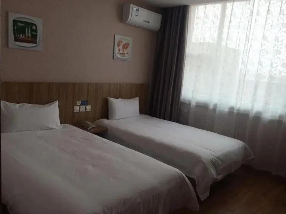 Синтай: Eaka 365 Hotel Neiqiu East Zhenxing Road Branch