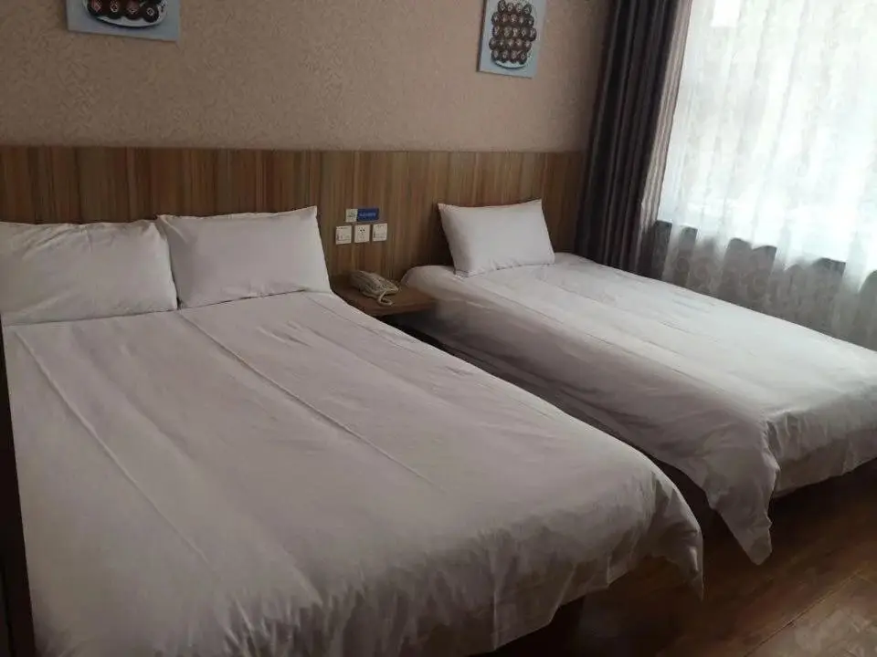 Синтай: Eaka 365 Hotel Neiqiu East Zhenxing Road Branch
