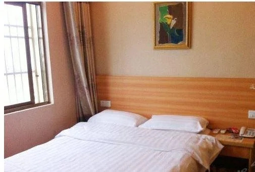 Цзюцзян: Bailu Business Inn