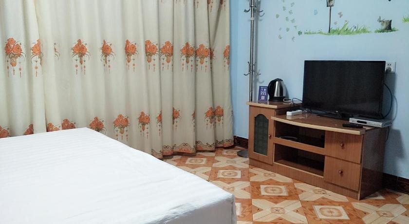 Чжанцзяцзе: Zhangjiajie Fufeng Business Hotel