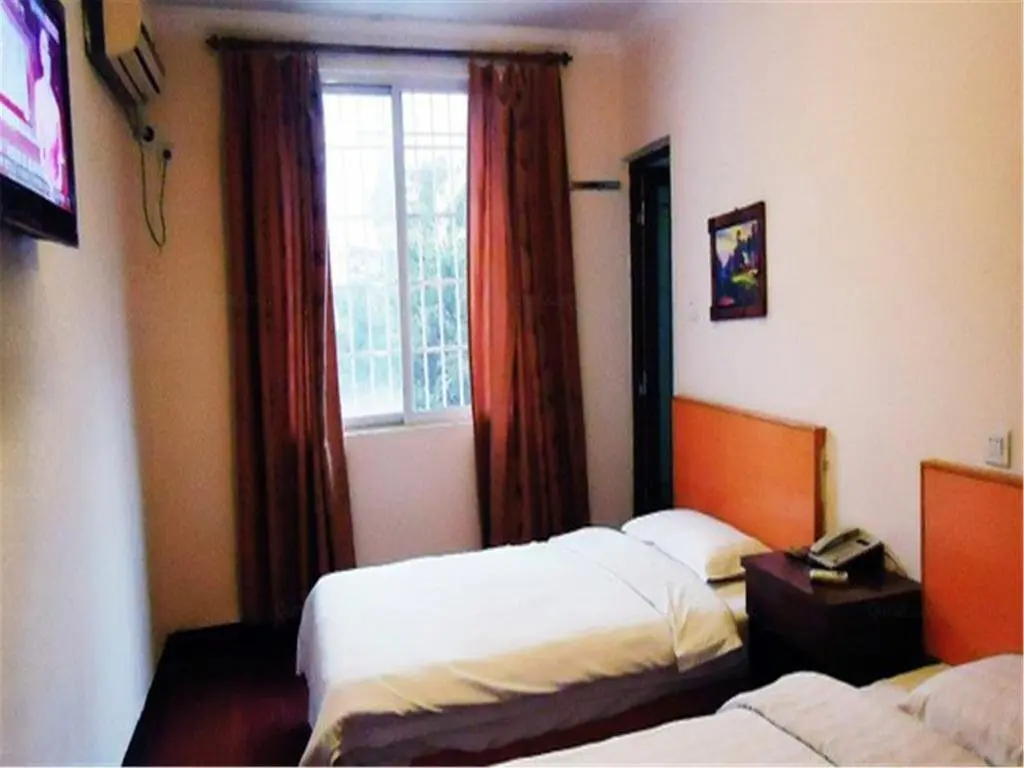 Панжихуа: Panzhihua Hongyun Inn Xiangyang Store