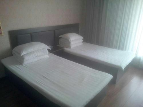 Дуньхуа: Xindu Fashion Hotel