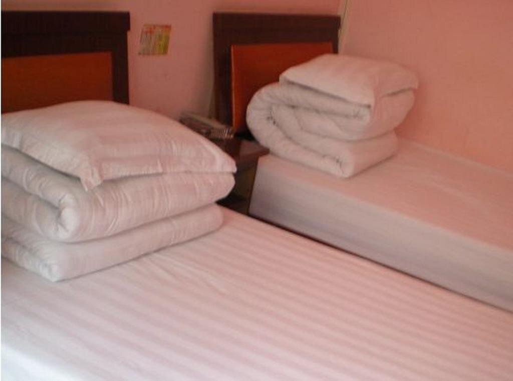 Юйлинь: Jindiyang Business Inn