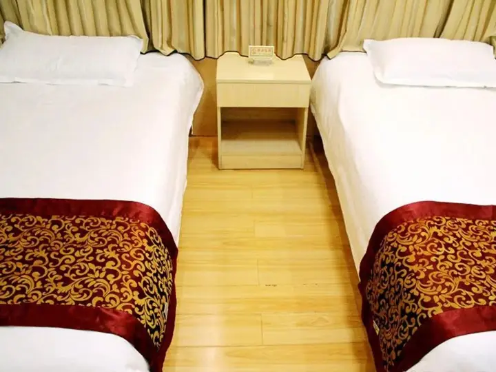 Лиаоченг: Mingcheng Express Inn