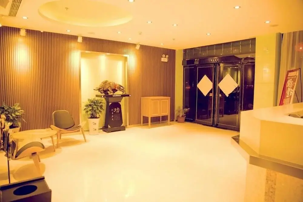 Кайфын: Xingrui Chain Hotel Kaifeng Tongxu Wenwei Road