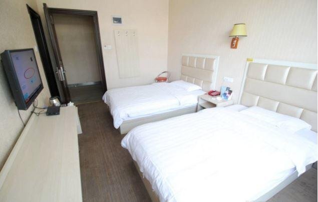 Кайфын: Xingrui Chain Hotel Kaifeng Tongxu Wenwei Road