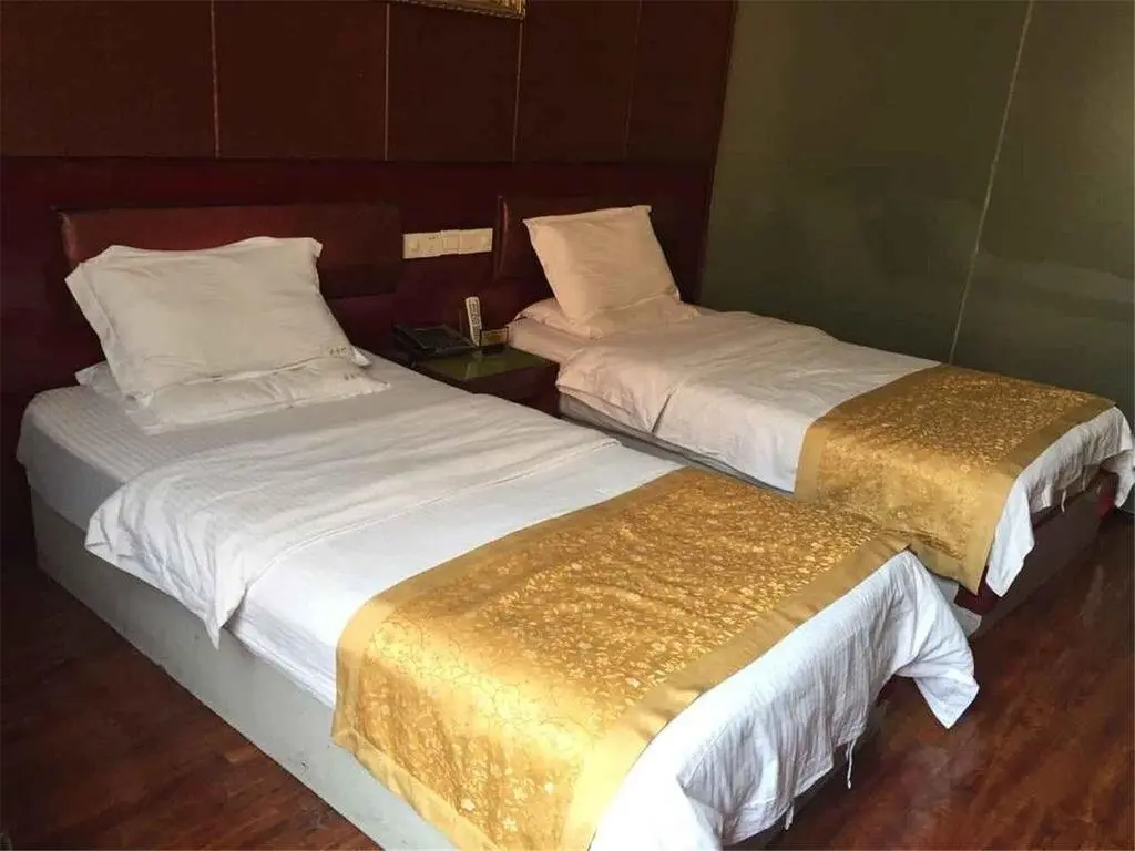 Сянфань: Jinbaoli Business Hotel