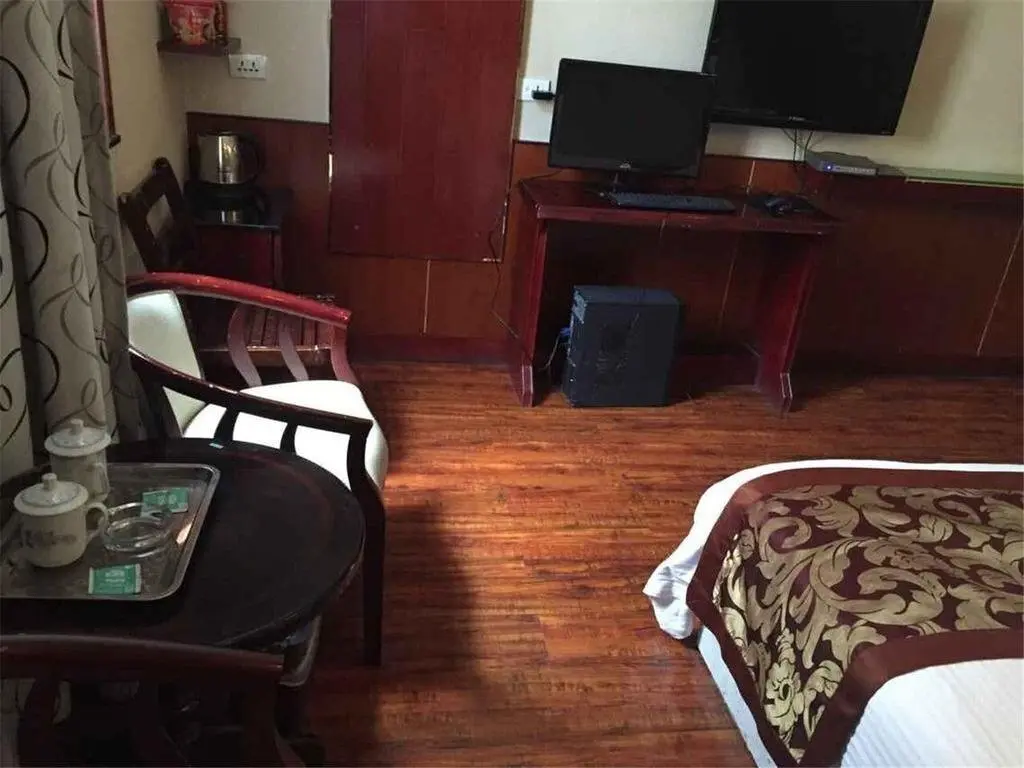 Сянфань: Jinbaoli Business Hotel
