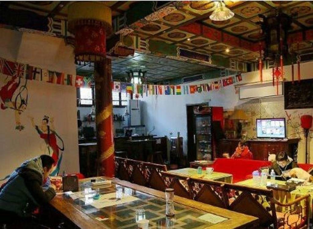 Пекин: Beijing Yonghe International Youth Hostel