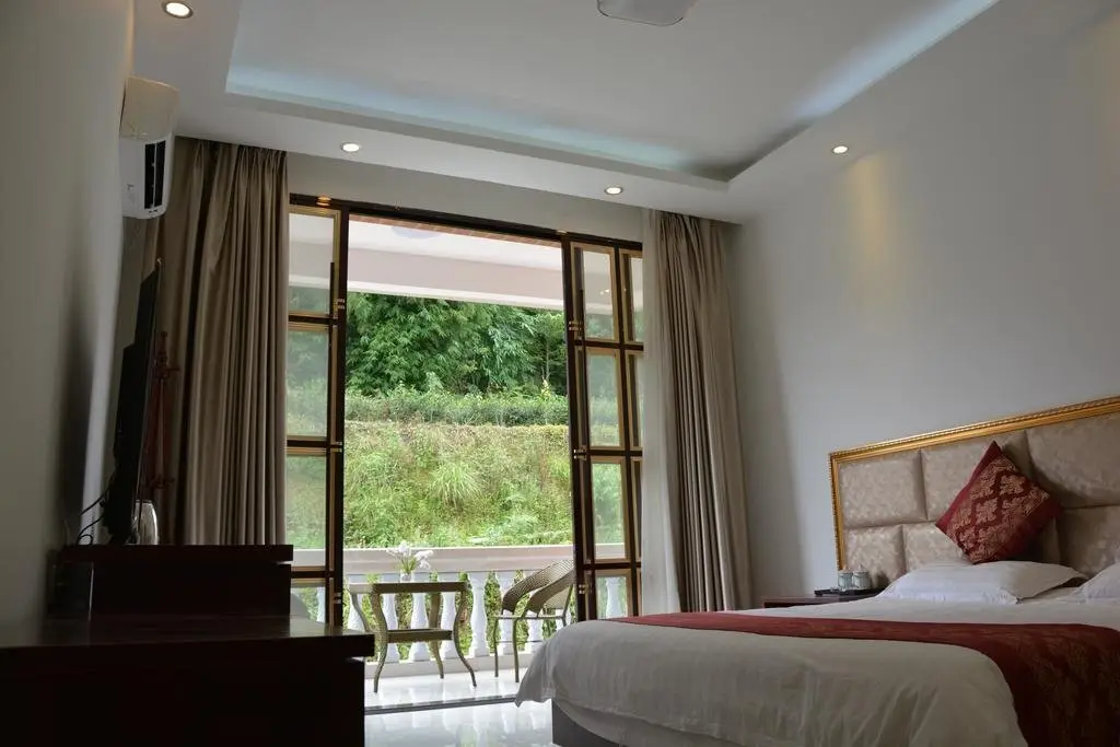 Яань: Yaan Ruianju Hotel