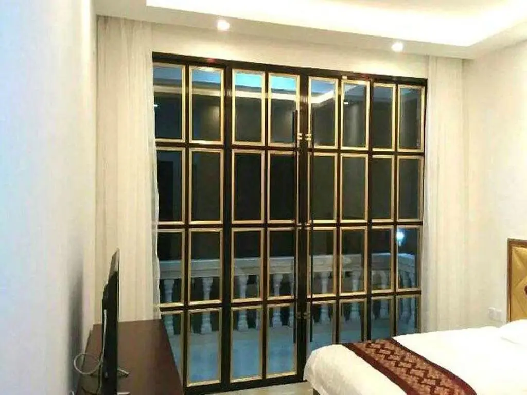 Яань: Yaan Ruianju Hotel