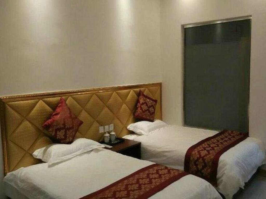 Yaan Ruianju Hotel — фото 1