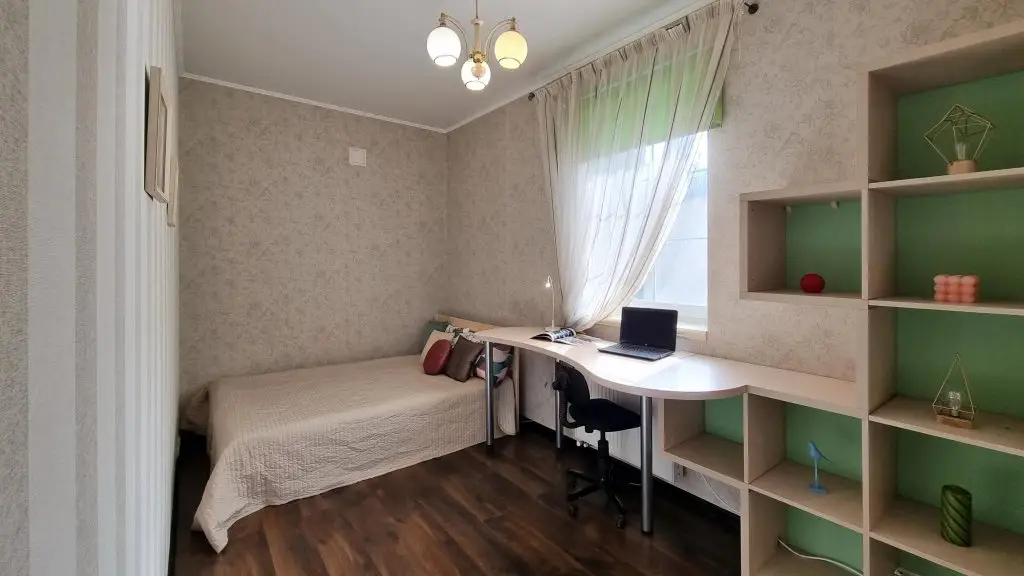Калининград: LovelyHome 39 (ЛавлиХоум 39) на улице Радищева
