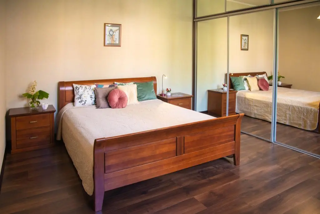 Калининград: LovelyHome 39 (ЛавлиХоум 39) на улице Радищева