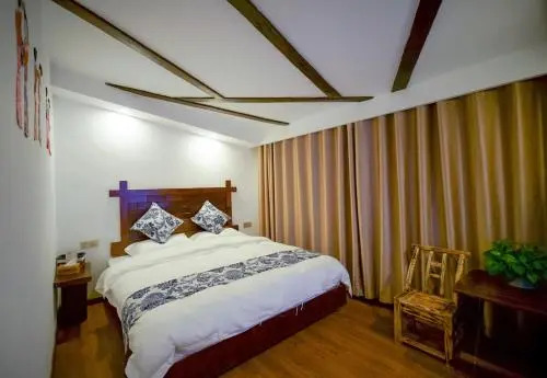 Чжанцзяцзе: Floral Hotel · Spring Guesthouse Zhangjiajie