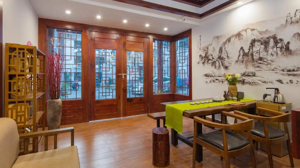 Чжанцзяцзе: Floral Hotel · Spring Guesthouse Zhangjiajie