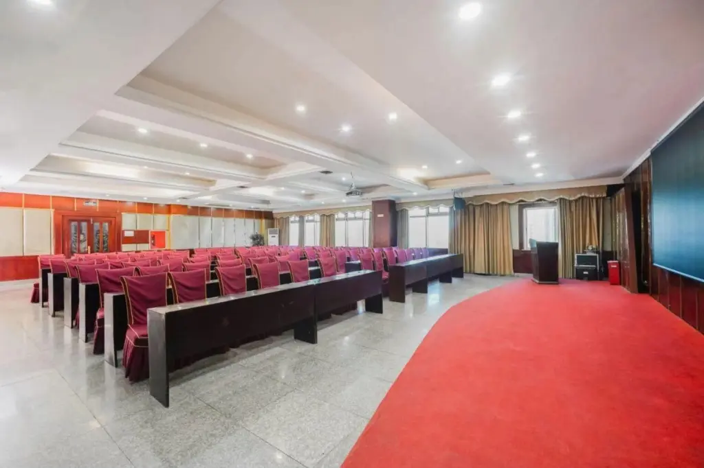 Юэян: Jinhua Zhongtie Hotel