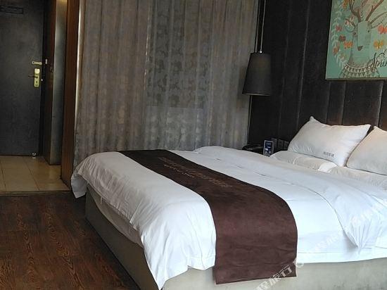 Чэнду: Xinianhua Hotel
