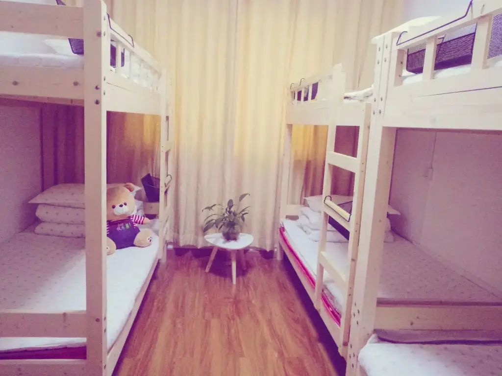 Wuhan Time On The Way Hostel — фото 1