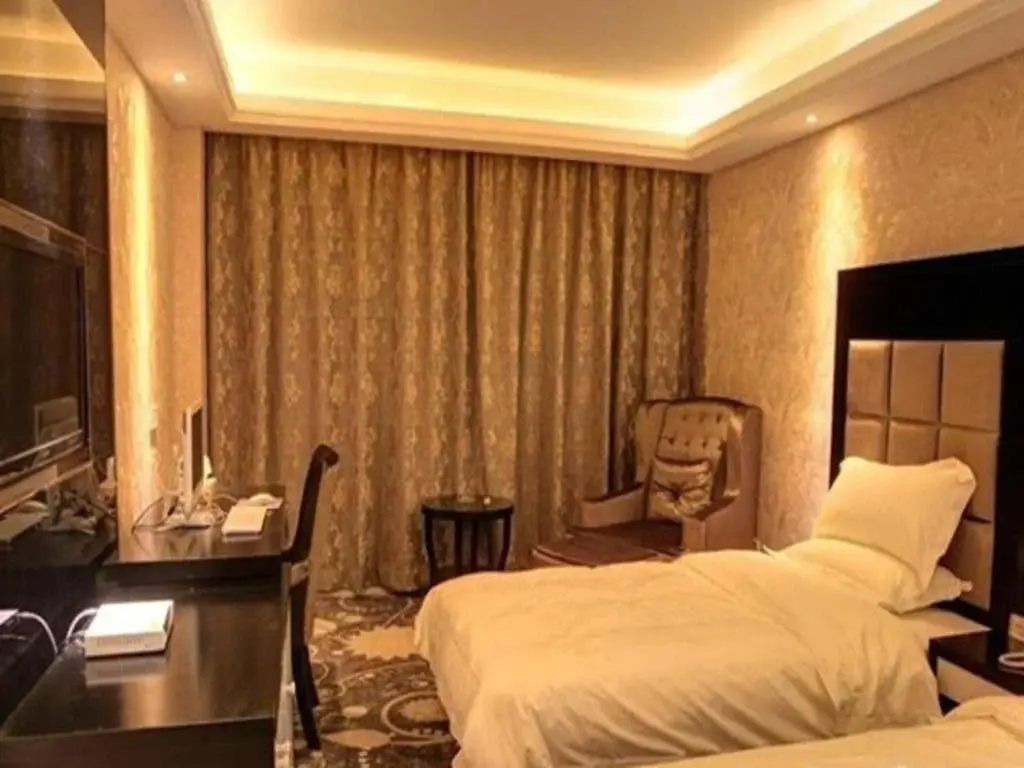 Цзясинь: Longyuan Hotel