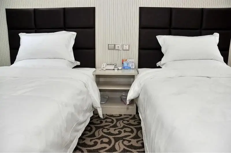 Чжэнчжоу: Shengjia Fashion Business Hotel