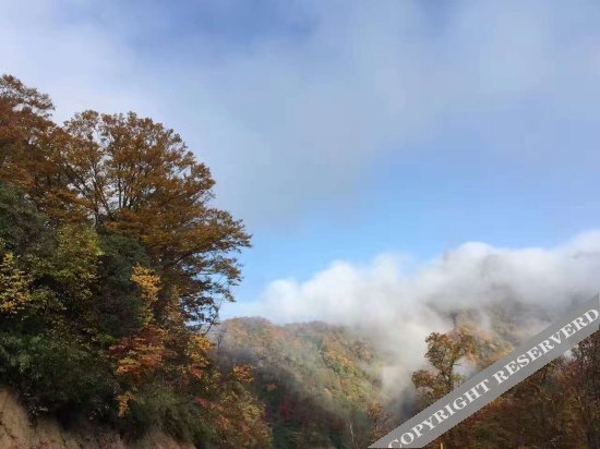 Бачжун: Guangwu Mountain Fumanlou Guest House