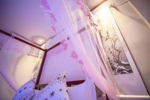 Чжанцзяцзе: Zhangjiajie Changgongguan Tujia Customs Hotel