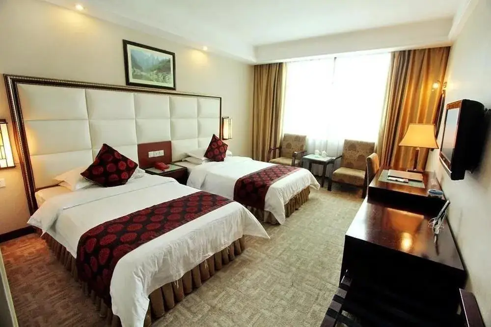 Чжанцзяцзе: Jinhua Inn