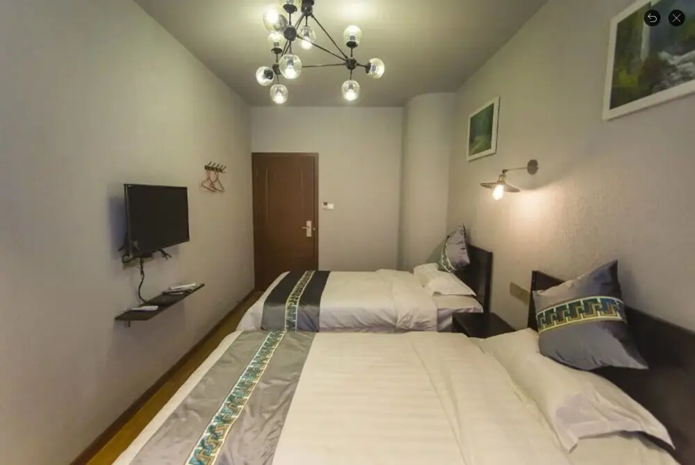Чжанцзяцзе: Zhangjiajie Xinjian Inn