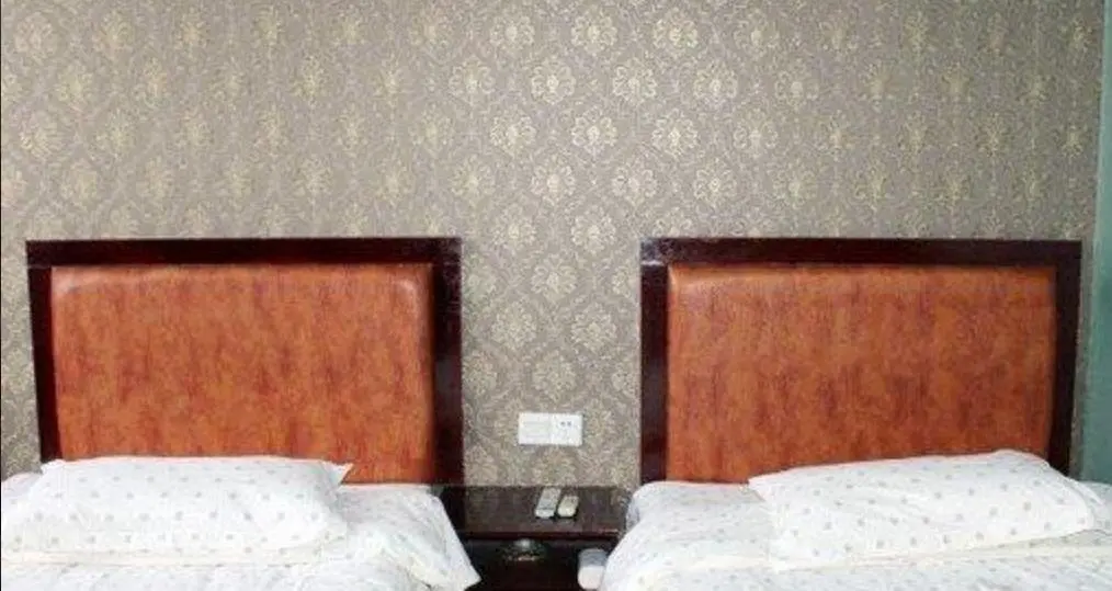 Цзюцзян: Jiujiang Huangguan Holiday Inn