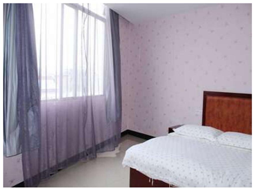 Цзюцзян: Jiujiang Huangguan Holiday Inn
