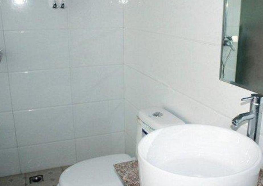 Цзюцзян: Jiujiang Huangguan Holiday Inn