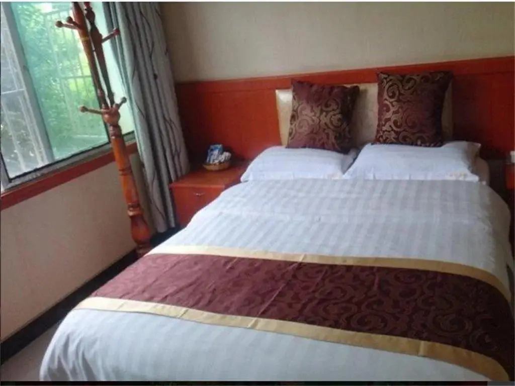 Мяньян: Hongyun Business Hotel