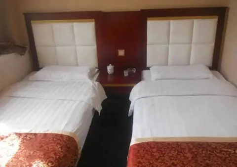 Zhengping Business Hotel — фото 1