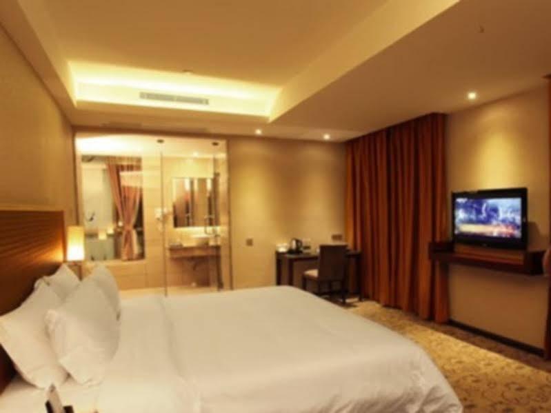 Шэньчжэнь: Oriental Shine Hotel