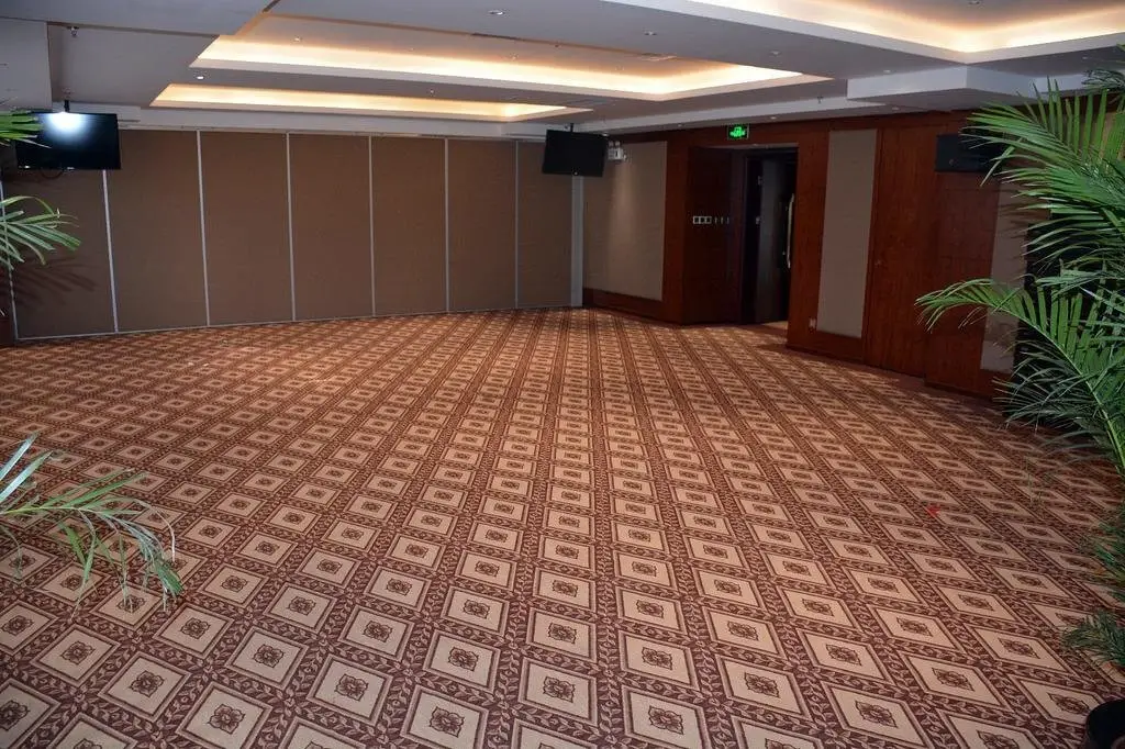 Пекин: Junyi Runhua Hotel