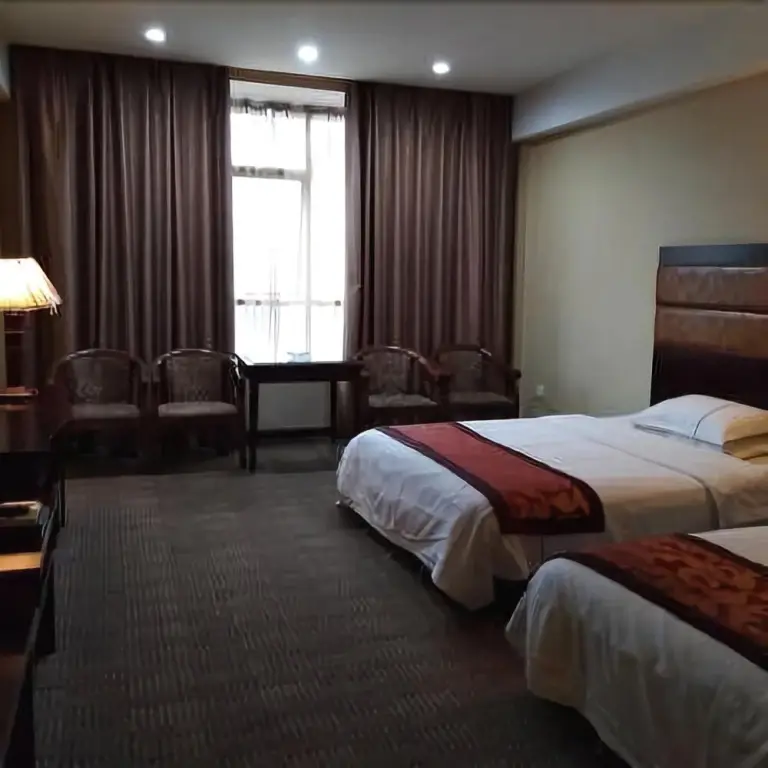 Хэнъян: Luyuan Hotel