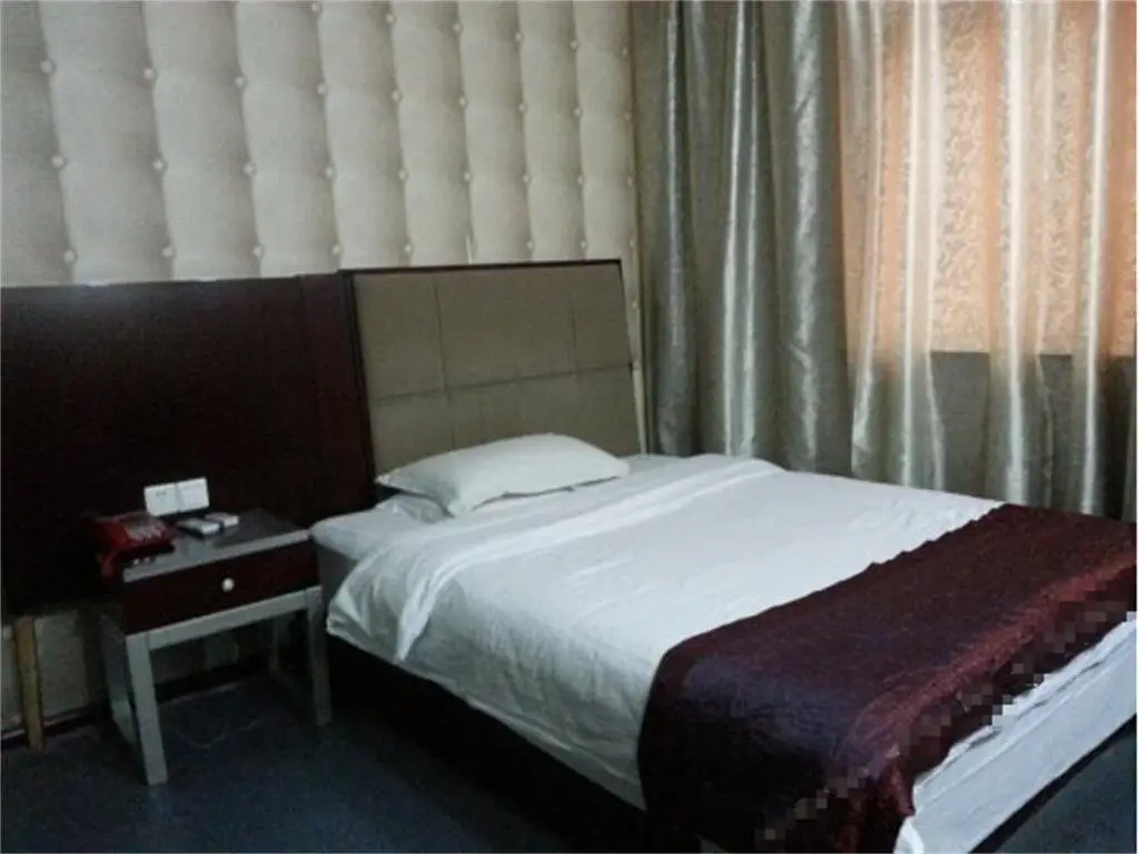 Хуайань: Huai'an Xuyi Meiguiyuan Business Hotel