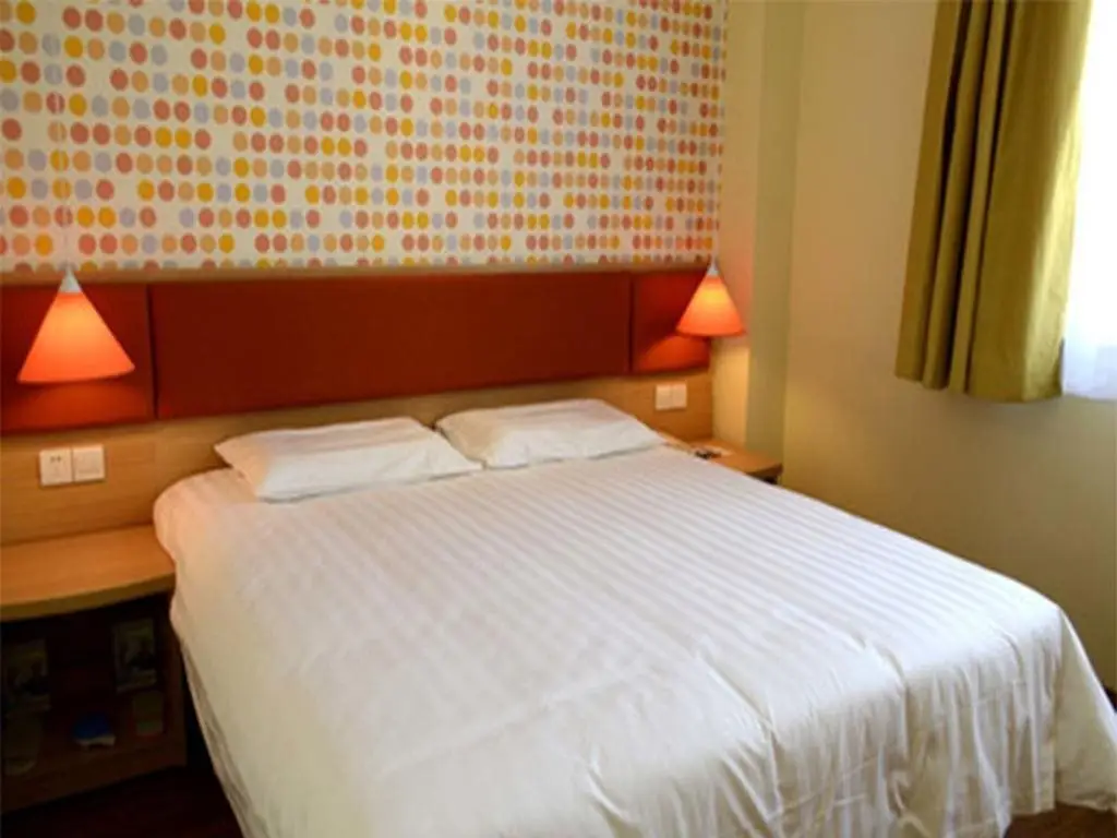 Хецзе: Heze Dingtao Dingsheng Business Hotel