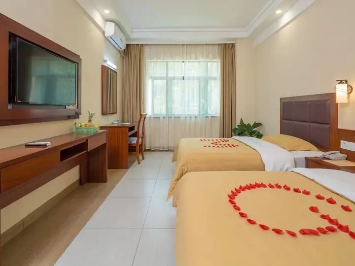 Санья: Mango Sea View Hotel