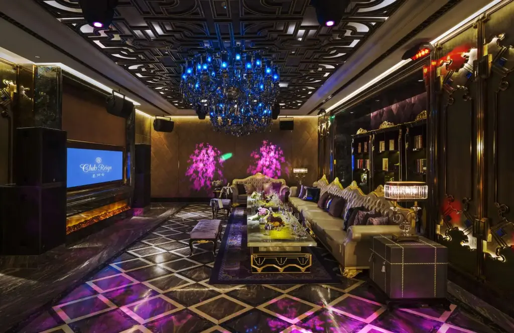 Чэнду: Wanda Reign Chengdu