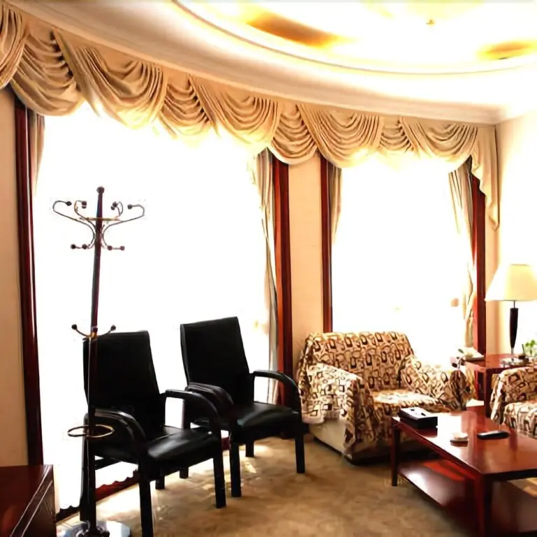 Цзюцзян: Zhonghai Hotel