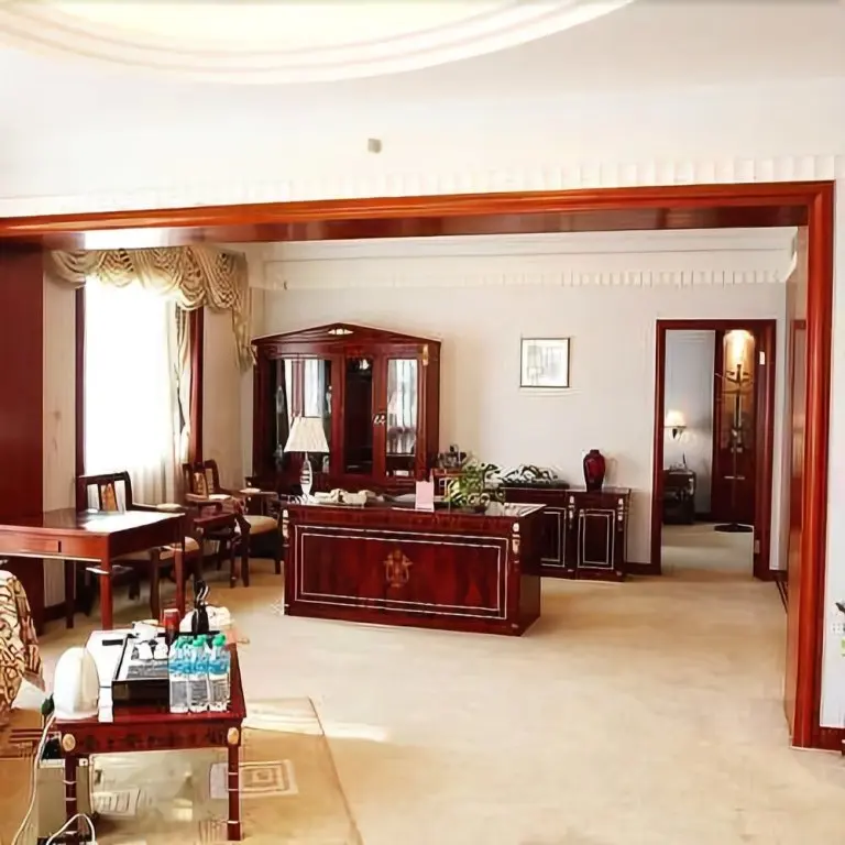 Цзюцзян: Zhonghai Hotel