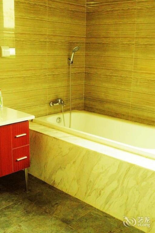 Чэнду: Dujiangyan Huaxi Hotel