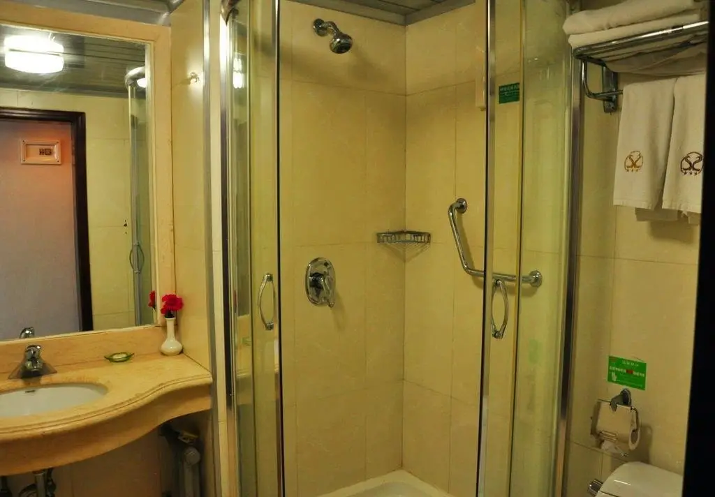 Даньдун: Dandong Youdian Hotel