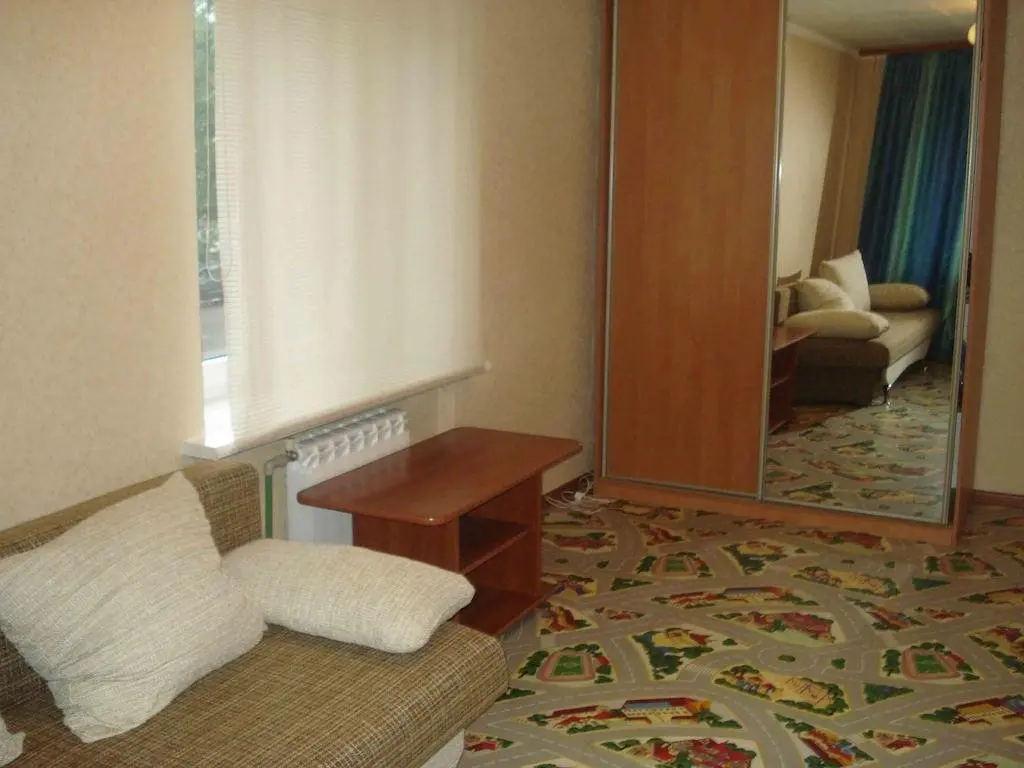 Калининград: Apartment on B. Hmelnitskogo