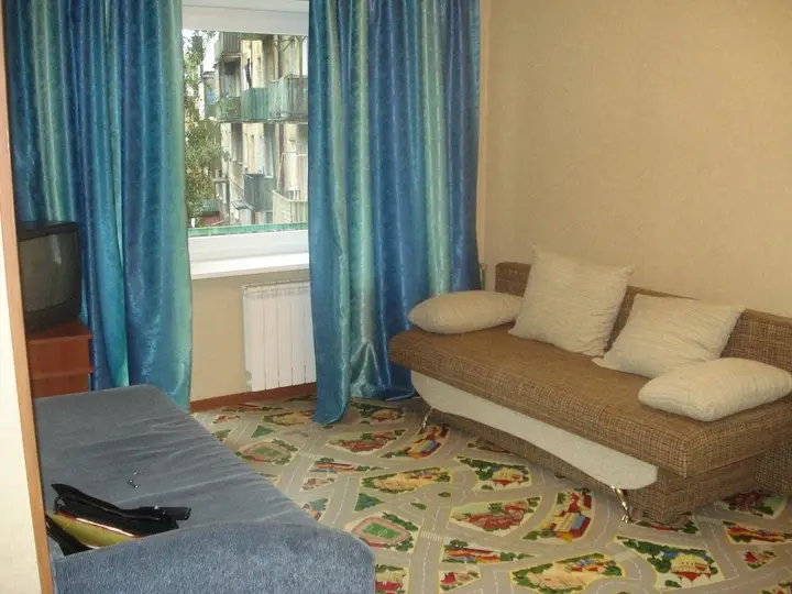 Калининград: Apartment on B. Hmelnitskogo