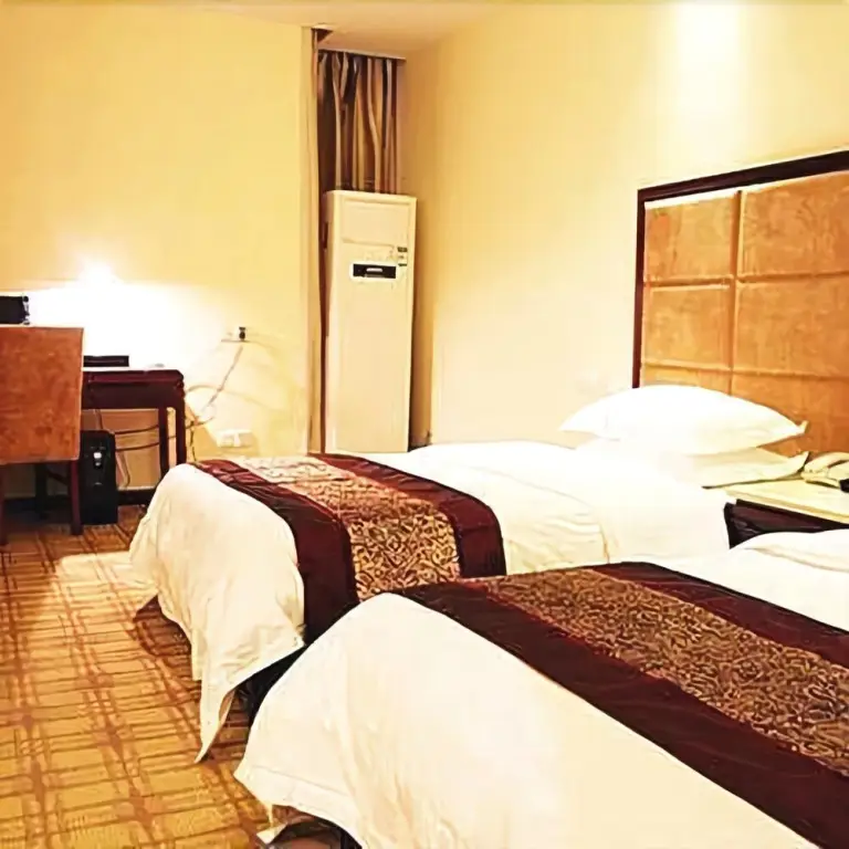 Цзюцзян: Jinxuan Yijun Taoyuan Hotel